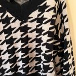 Distressed V Neck Sweater Size L Photo 2