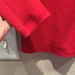 Old Navy  Women’s Red Ribbed Knit Long Sleeve Shirt Size Medium Photo 3