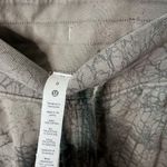Lululemon  Thread Dye Womens Jogger Pants Tan Beige Size 0 Photo 3