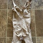 SKIMS Seamless Sculpt Mid Thigh Bodysuit Clay
Size Small Photo 7