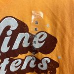 Grunt Style  new WOMEN'S Wine Listens V-NECK - APRICOT CRUSH size XL Photo 1