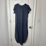 NWOT Women’s black white arrow patterned soft tshirt maxi stretch‎ dress medium Photo 5