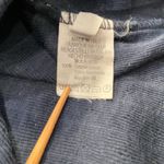 Brandy Melville Brandy Melville Short sleeve Floral tee, blue & white, scoop neck, O/S Photo 1