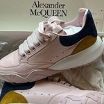 Alexander McQueen FINAL SALE🌻 light pink leather sneakers Photo 0