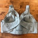 Victoria's Secret  Sport Bra Photo 1