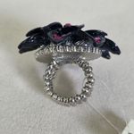 Boutique Statement Stretch Ring Black Flower with Fuschia Pink Rhinestones Photo 2