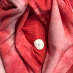 Lululemon Hotty Hot 2.5" size 6 pink and white Photo 3