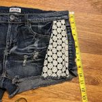 Mudd  Blue White Flower Lace Distressed Short Jean Denim Shorts Juniors 13 Photo 2