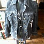 AMI distressed S cropped classic minimalist denim jacket Blue Photo 0