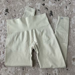 Set Active  Leggings Size Medium - Beige Photo 0