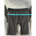 Free People  Movement Gray Low Rise 7/8 Length Leggings Size Medium Large Photo 5
