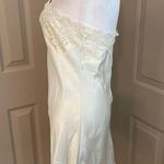 Amaretta sweetheart satin & lace ivory strappy short slip nightgown. Size small. Photo 3