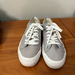 Cushionare  Tag Low Top Canvas Sneaker Grey White Memory Foam Insole Platform 8.5 Photo 2