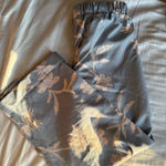 NWT Dressin Blue Wide Leg Pants with Floral Embroidery Size M Photo 2