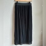 Merona 🖤 Black Pleated Midi A-Line Skirt Photo 4