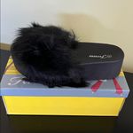 Forever Link Forever Donut Black Fuzzy Platform Slides Photo 2