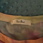 Tres Bien  crop top Photo 1