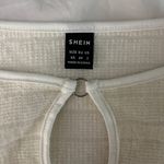 SheIn Cropped Top Photo 2