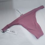 Vitamin A 
ROSE RIB CARMEN BOTTOM Photo 3