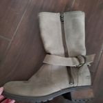 UGG   Australia Silva boots with zipper size 7 women's size suade UGGS/N … Photo 0
