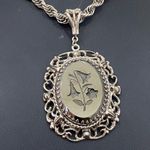 Whiting & Davis Vintage  Black Glass Intaglio Flowers Pendant Silvertone Necklace Photo 5