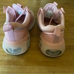 Nike  Women's Pink Sneakers Photo 4