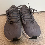 Nike Women’s  Gray Pegasus Athletic Shoes Size: 8 Photo 0
