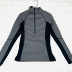 Under Armour  Women's Striped‎ 1/2 Zip Long Sleeve Athletic Pullover Top Medium Photo 0