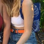 orange buckle belt Photo 3