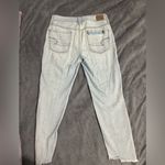 American Eagle Distressed Light Wash Tomgirl Jeans US 2 Regular Photo 5
