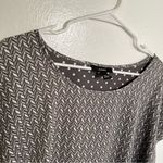 Alfani  Scoop Neck Blouse Gray White Geometric Photo 4