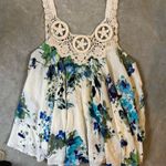 Entro  Floral Crochet Top Photo 0
