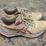 ASICS  Shoes Volleyball Photo 0