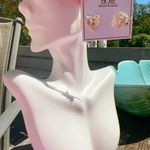 Noir crystals paved heart purple butterfly gold tone studs earrings Photo 2