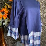 Doe & Rae ✅3/$30✅ NWT  Denim/Navy Orchid Plaid 3/4 Tie Sleeve 2-Tone Top | SMALL | Photo 3