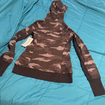 Athleta triumph printed camo hoodie S Photo 5