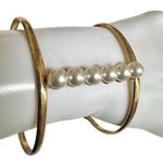 Jules Smith Pearl gold tone Bracelet Cuff Photo 1