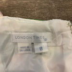 London Times  dress.  Size: 8. Lined.  Cut-out at neck on the back side. Photo 4