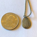 Brass Gold Tone Lightweight Teardrop Pendant Necklace Photo 2