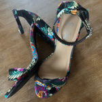 Brash  Metallic Embroidered Floral Pattern 4" Block Photo 3