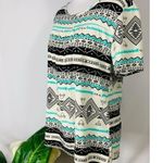 🌸3/$15🌸 Francesca’s Black & Teal Aztec Short Sleeve Casual Career Blouse Small Green Photo 2