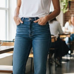 AGOLDE NWT  Riley High Rise Straight Leg Button Fly Jeans Medium Wash Size 29 Photo 0