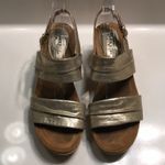 Euro Soft by Sofft Women’s Kahley Metallic Gold Strappy Cork Wedge Sandals Size 7.5 Photo 1