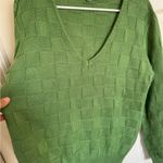 Baltic Born  green basket weave v-neck sweater size medium Photo 1