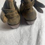 Shyanne  Madison Side Zipper chunkyBooties Size 8 ankle distressed  rodeo western Photo 4