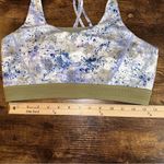 Korsa Road Runner Sports Bra Womens Medium Lilac Print Hypnotic Strappy Athletic Purple Photo 3