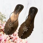 Diamond Embellished Sandals~ Made in Pakistan~ NWOT! Size 8 Photo 0