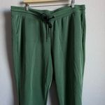 Torrid  Women’s‎ Olive Green Relaxed Fit Active Cupro Pocket Joggers Size 3X NWT Photo 4