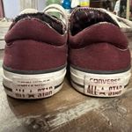 Converse Burgundy Photo 3