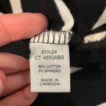 Zenana Outfitters  Black White Short Sleeve Tee T-Shirt Women’s XL Cotton/Spandex Photo 4